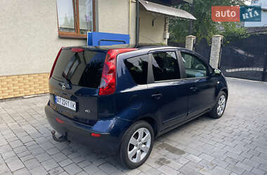 Хэтчбек Nissan Note 2007 в 