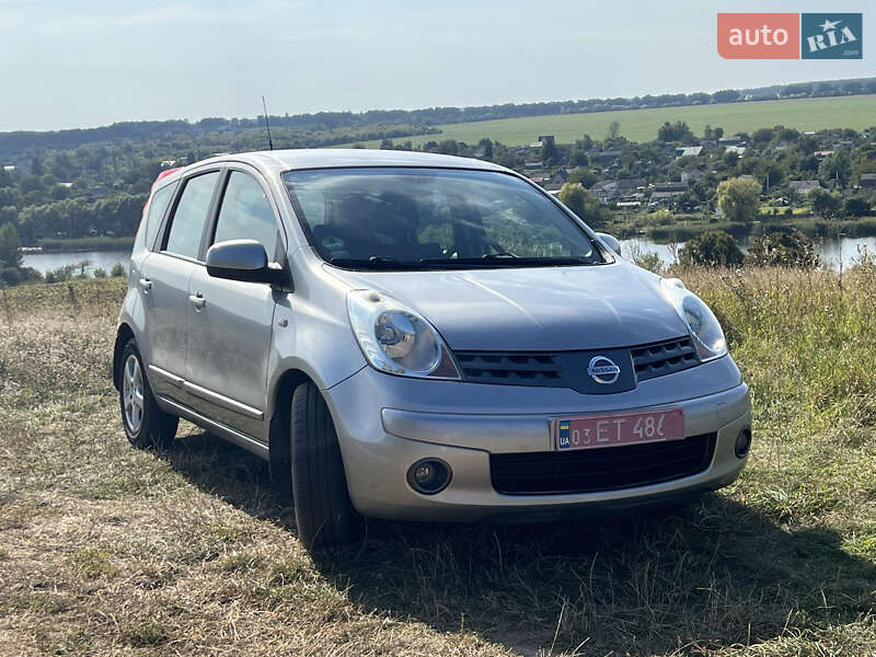 Хэтчбек Nissan Note 2007 в Киеве фото 2 Хэтчбек Nissan Note 2007 в Киеве