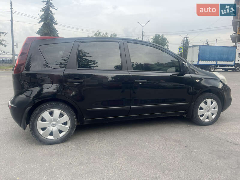 Хэтчбек Nissan Note 2012 в Тернополе фото 4 Хэтчбек Nissan Note 2012 в Тернополе