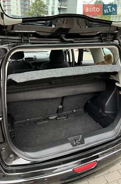 Хэтчбек Nissan Note 2013 в 