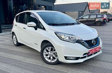 Хэтчбек Nissan Note 2017 в 