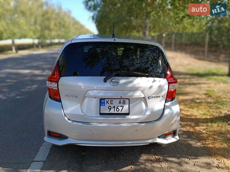 Хэтчбек Nissan Note 2016 в Днепре фото 4 Хэтчбек Nissan Note 2016 в Днепре