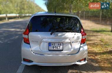 Хэтчбек Nissan Note 2016 в 