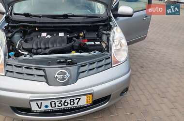 Хэтчбек Nissan Note 2008 в 