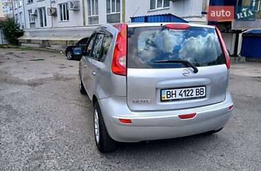 Хэтчбек Nissan Note 2006 в 