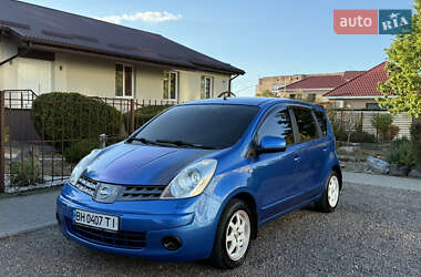 Хетчбек Nissan Note 2006 в Білгороді-Дністровському