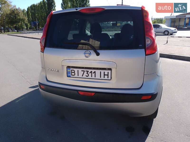 Хетчбек Nissan Note 2006 в Миргороді