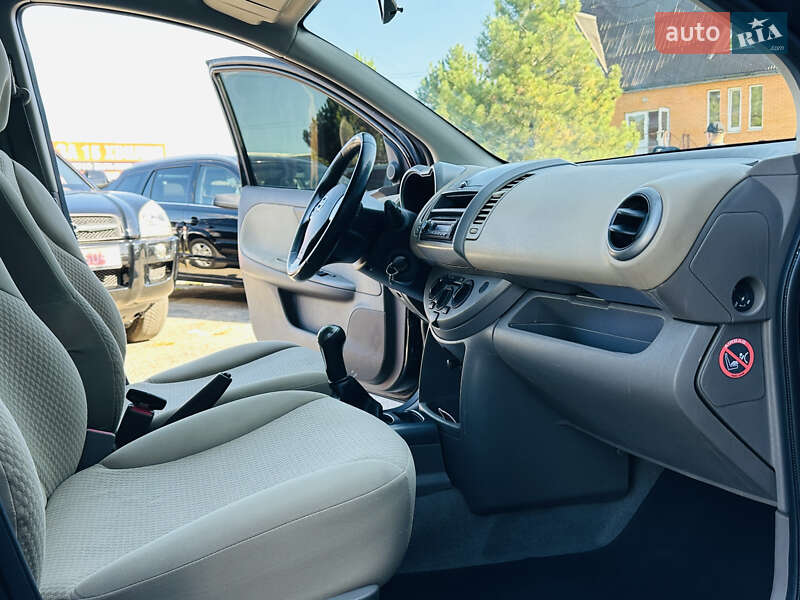 Хэтчбек Nissan Note 2006 в Харькове