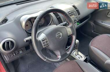 Хэтчбек Nissan Note 2008 в 