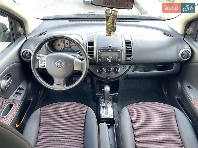 Хэтчбек Nissan Note 2008 в Киеве