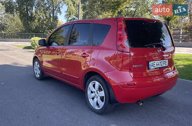Хэтчбек Nissan Note 2007 в 