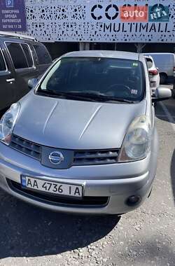 Хэтчбек Nissan Note 2008 в Киеве