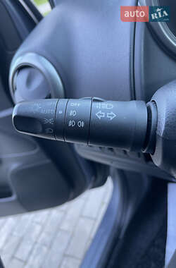 Хэтчбек Nissan Note 2006 в 
