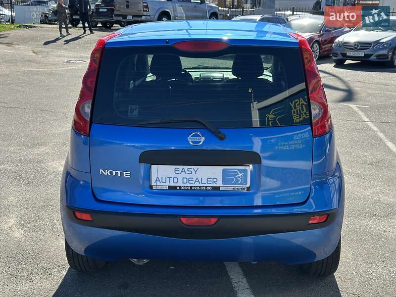 Хэтчбек Nissan Note 2006 в Киеве