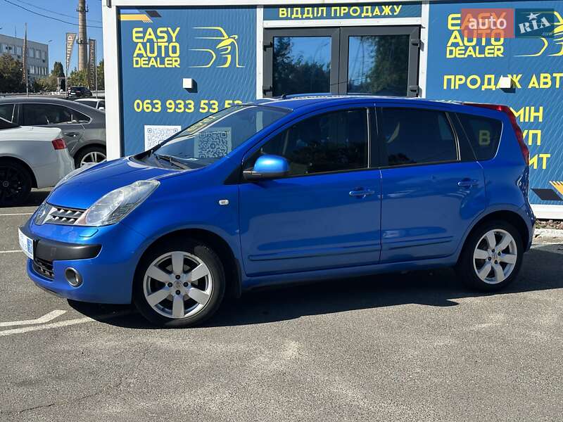 Хэтчбек Nissan Note 2006 в Киеве