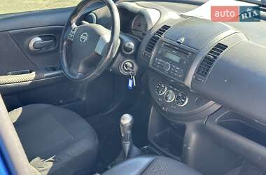 Хэтчбек Nissan Note 2006 в 
