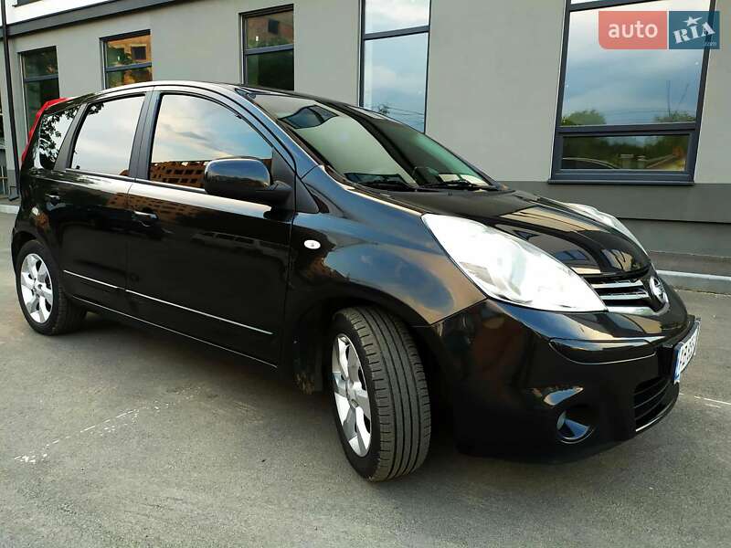 Хэтчбек Nissan Note 2009 в Виннице