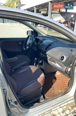 Хэтчбек Nissan Note 2006 в 