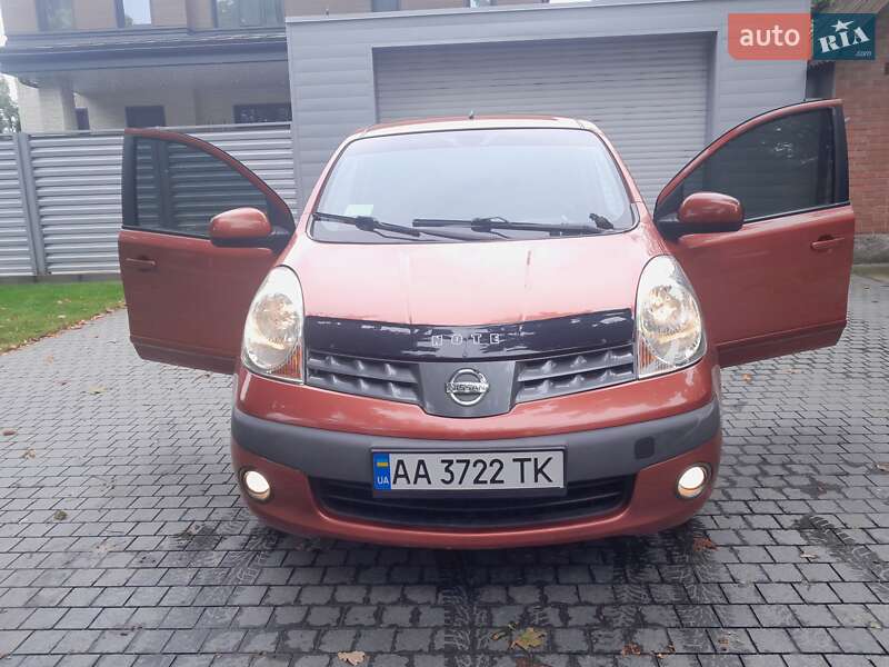 Хэтчбек Nissan Note 2007 в Киеве