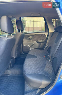 Хэтчбек Nissan Note 2006 в 