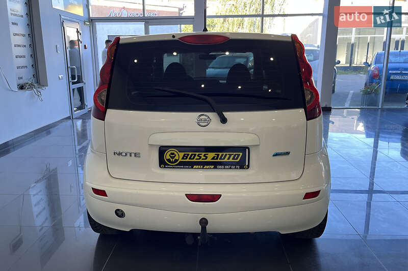 Хэтчбек Nissan Note 2010 в Шептицькому