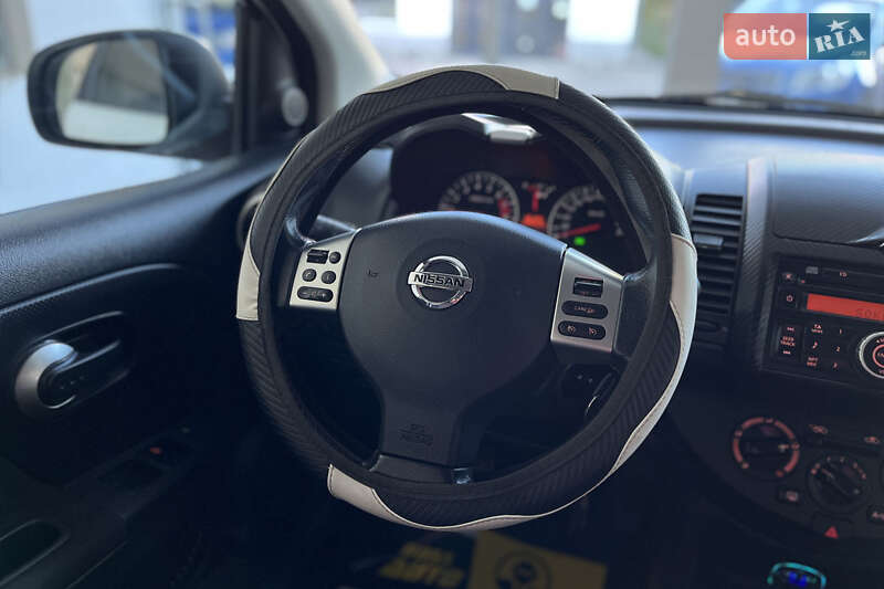 Хэтчбек Nissan Note 2010 в Шептицькому