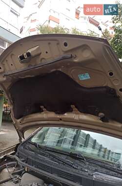 Хэтчбек Nissan Note 2008 в 