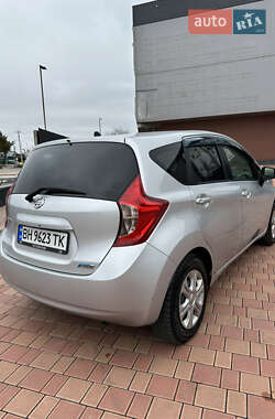 Хэтчбек Nissan Note 2014 в 