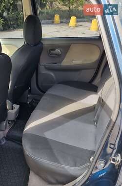 Хэтчбек Nissan Note 2006 в 