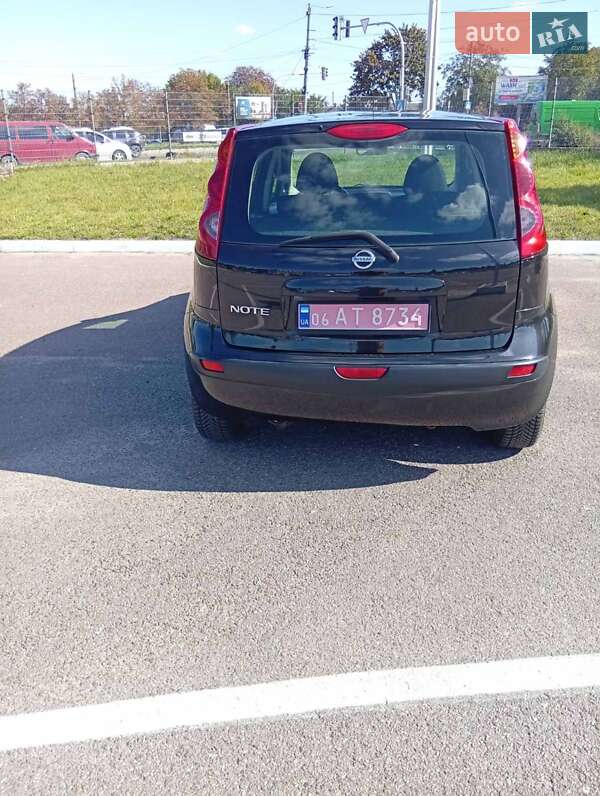Хэтчбек Nissan Note 2007 в Житомире