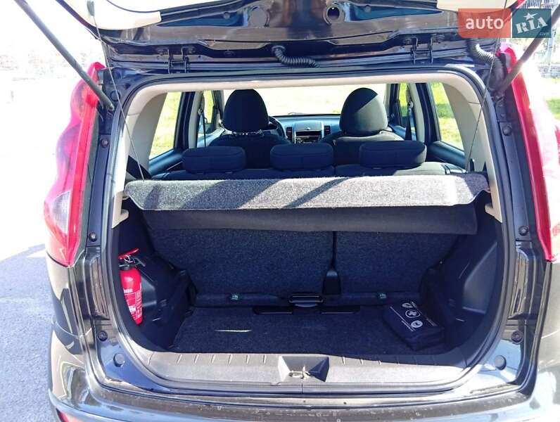 Хэтчбек Nissan Note 2007 в Житомире