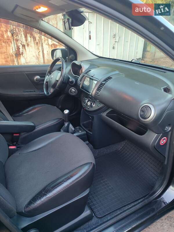 Хэтчбек Nissan Note 2007 в Одессе