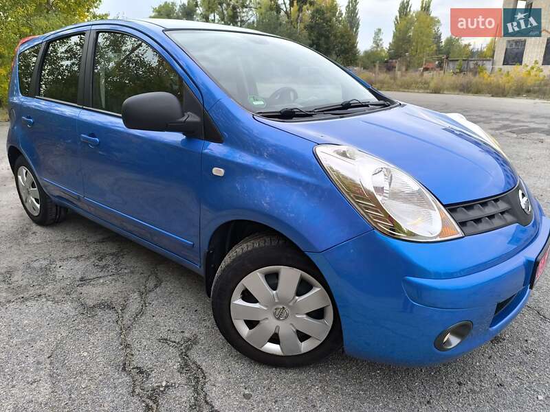 Хэтчбек Nissan Note 2007 в Ахтырке фото 12 Хэтчбек Nissan Note 2007 в Ахтырке