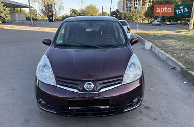 Хэтчбек Nissan Note 2012 в Запорожье
