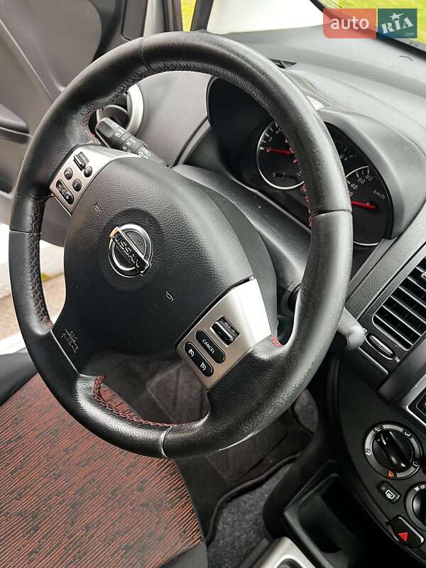 Хэтчбек Nissan Note 2010 в Кременчуге фото 22 Хэтчбек Nissan Note 2010 в Кременчуге