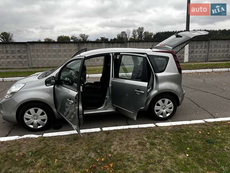 Хэтчбек Nissan Note 2010 в Кременчуге фото 51 Хэтчбек Nissan Note 2010 в Кременчуге