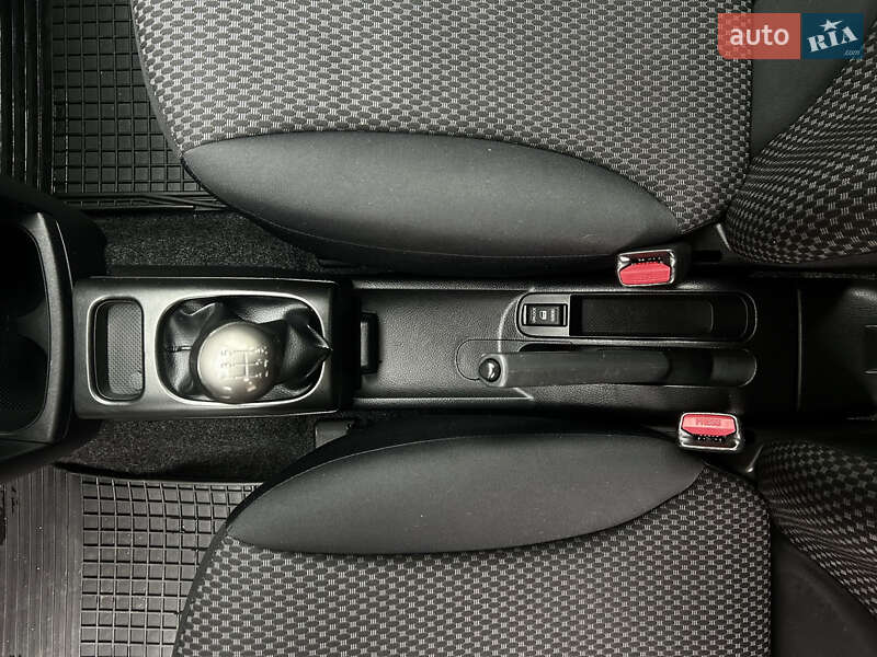 Хэтчбек Nissan Note 2007 в Виннице