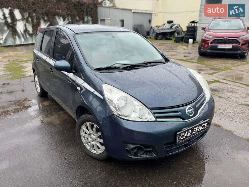 Хэтчбек Nissan Note 2012 в Одессе
