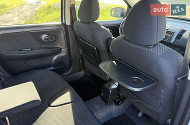 Хэтчбек Nissan Note 2008 в 