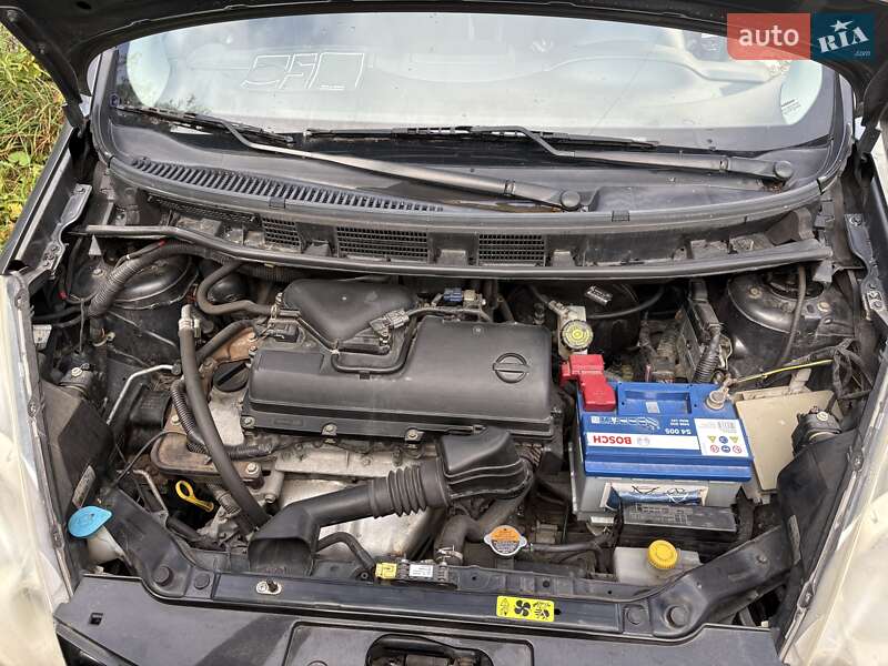 Хетчбек Nissan Note 2011 в Львові фото 4 Хетчбек Nissan Note 2011 в Львові