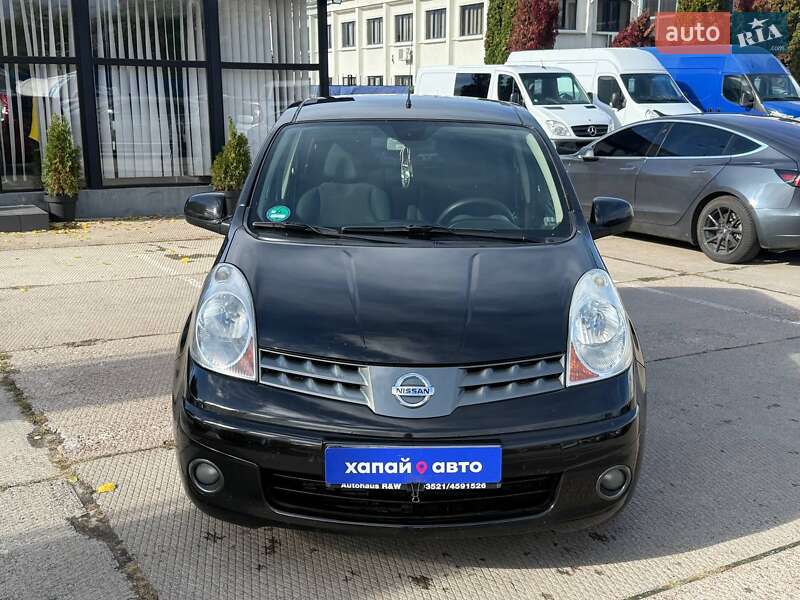 Хэтчбек Nissan Note 2006 в Киеве