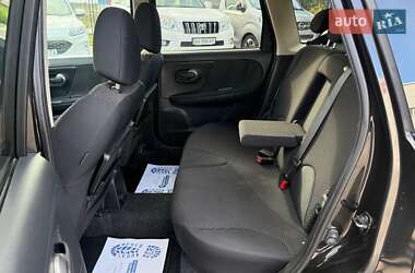 Хэтчбек Nissan Note 2006 в 