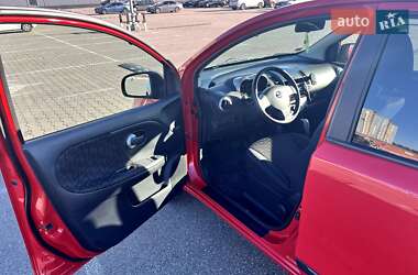 Хэтчбек Nissan Note 2006 в 