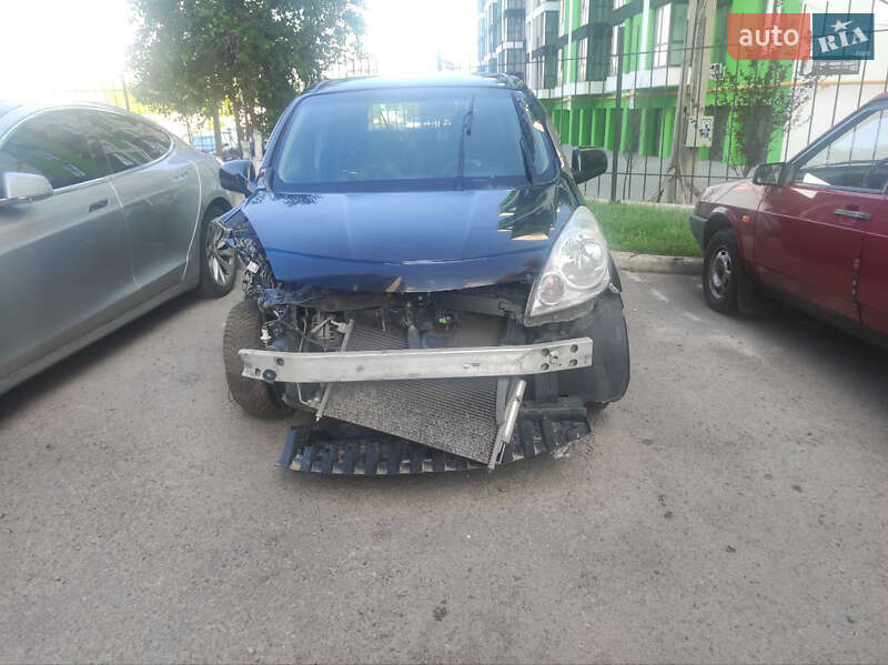 Хетчбек Nissan Note 2011 в Черкасах