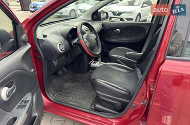 Хэтчбек Nissan Note 2012 в 