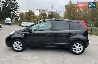 Хэтчбек Nissan Note 2006 в 