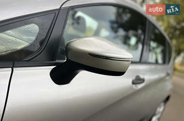 Хэтчбек Nissan Note 2014 в 