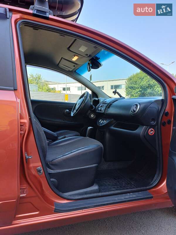 Хетчбек Nissan Note 2007 в Одесі
