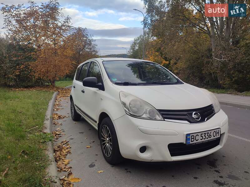 Хетчбек Nissan Note 2009 в Львові фото Хетчбек Nissan Note 2009 в Львові