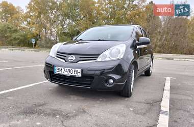 Хэтчбек Nissan Note 2009 в 